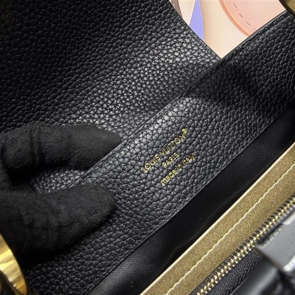 2026120185549936 270